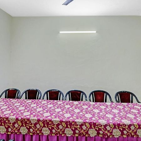 Collection O 85238 Tulika Garden Hotel Izatnagar Ngoại thất bức ảnh