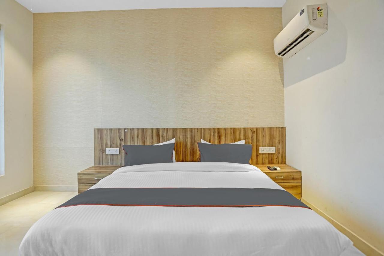 Collection O 85238 Tulika Garden Hotel Izatnagar Ngoại thất bức ảnh